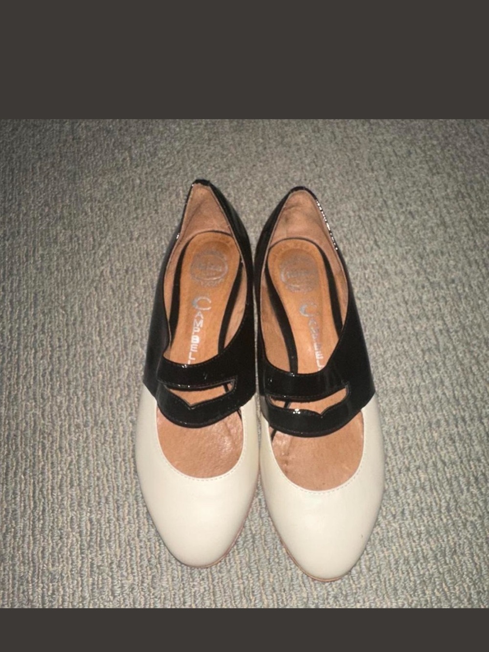 Jeffrey Campbell -Black and Cream Women's Mary Jane Flats